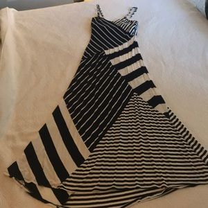 Vince Camuto maxi dress
